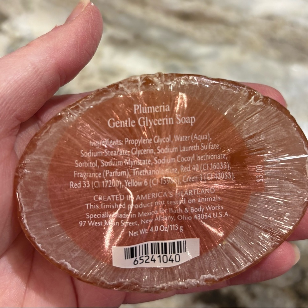 Bath & Body Works Vintage Glycerin Plumeria Bar Soap - Picture 4 of 5